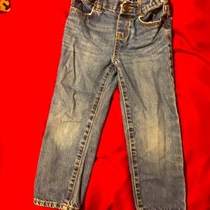 The Childrens place boy jeans 4t straight leg. No zipper.